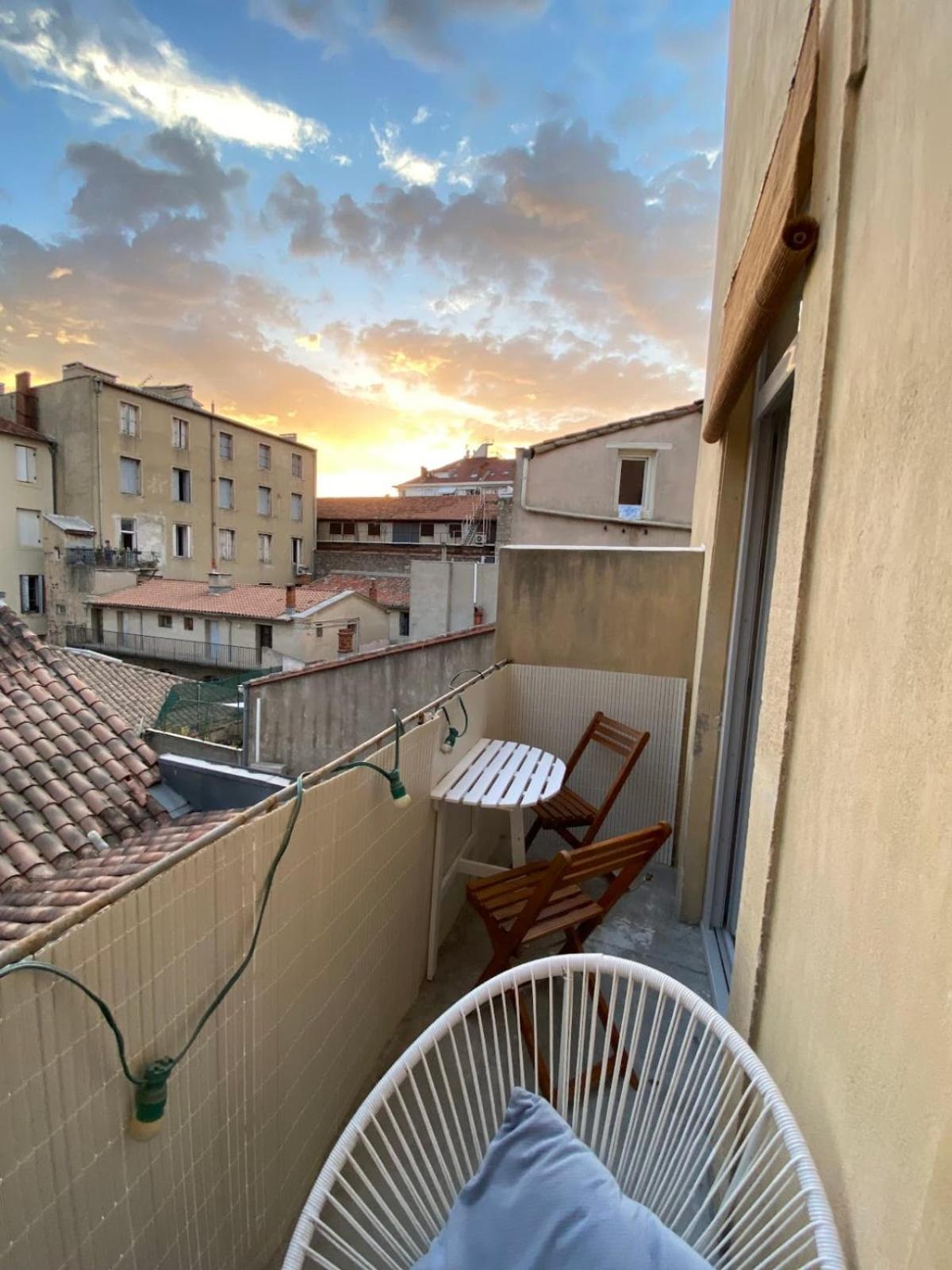 Groomi Le Boheme - Center Balcony And Air Conditioning! Μονπελιέ Εξωτερικό φωτογραφία