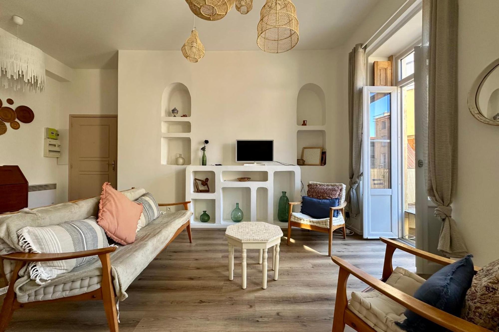 Groomi Le Boheme - Center Balcony And Air Conditioning! Μονπελιέ Εξωτερικό φωτογραφία